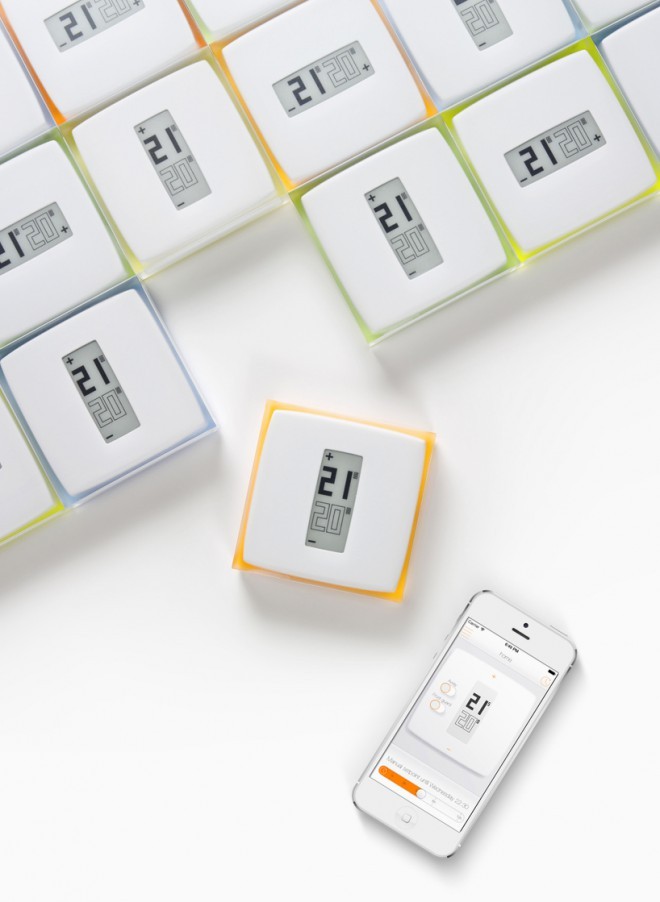"Netatmo", Philippe Starck - Il termostato ti permette di controllare il riscaldamento della tua casa tramite un'applicazione sul tuo smartphone.