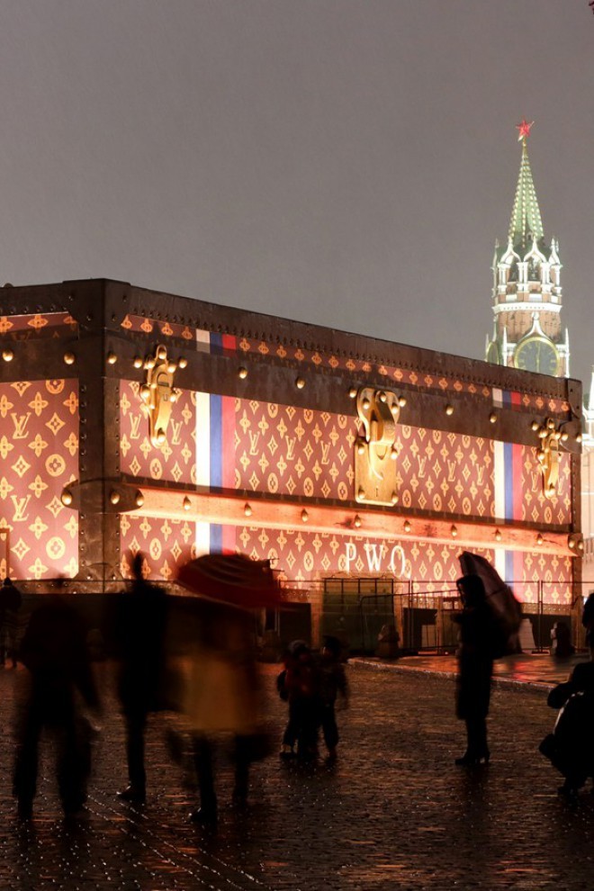 Louis Vuitton Koffer in Moskau