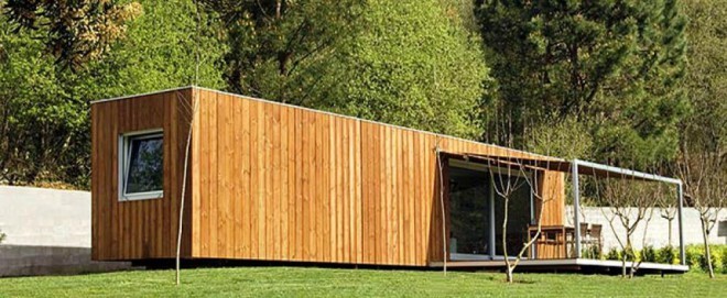この木造の家はガリシアに立っています。写真：エストゥディオベース