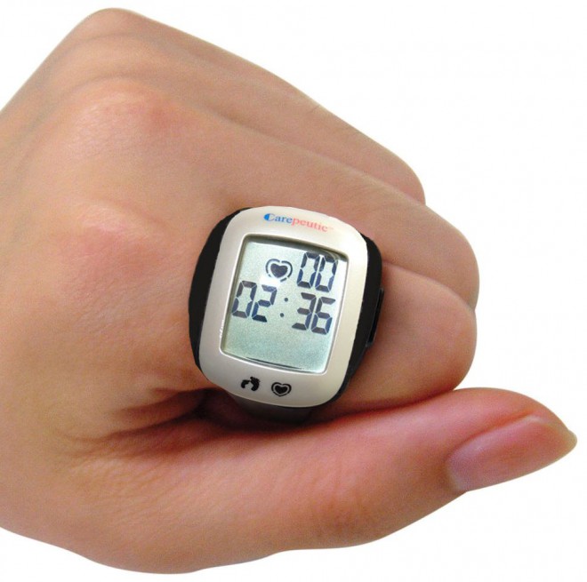 Ovaj prsten mjeri otkucaje srca, kalorije, korake, udaljenost i vrijeme. Fotografija: Carepeutic Ring