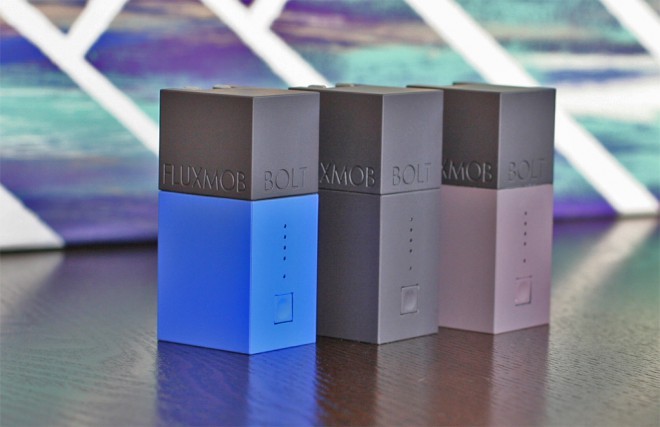 BOLT è il caricabatterie più piccolo con batteria tampone. Foto: FluxMob