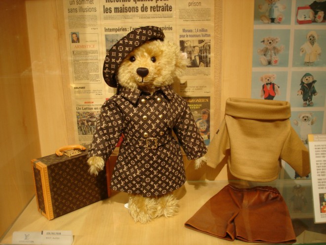 1. "Steiff Louis Vuitton" teddy bear - 2.1 million US dollars