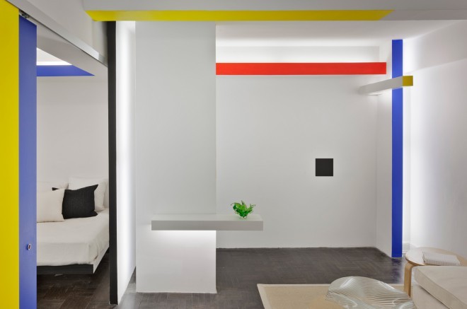Interpretacija Mondrianove estetike v sodobnem interierju. 