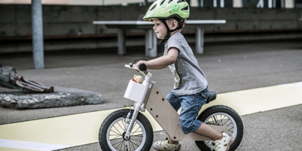 Miilo heeft in de beginfase geen pedalen. Als het kind wat groter wordt, ‘groeien’ zij ook.