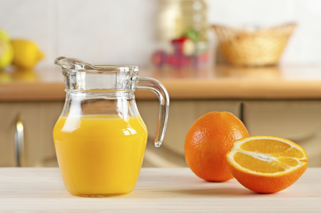 A vitamina C deve ser consumida em sua forma natural.
