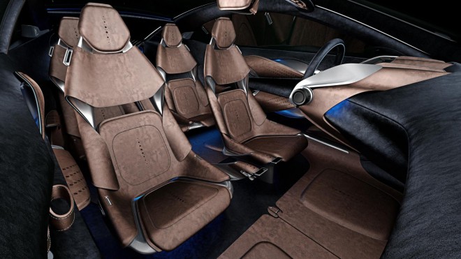 The transition to the interior is surprising in terms of the seating arrangement, as well as in terms of materials and advanced technology.
