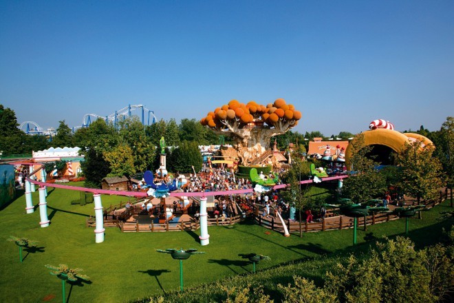 Gardaland has always been a very popular excursion destination for families with children.