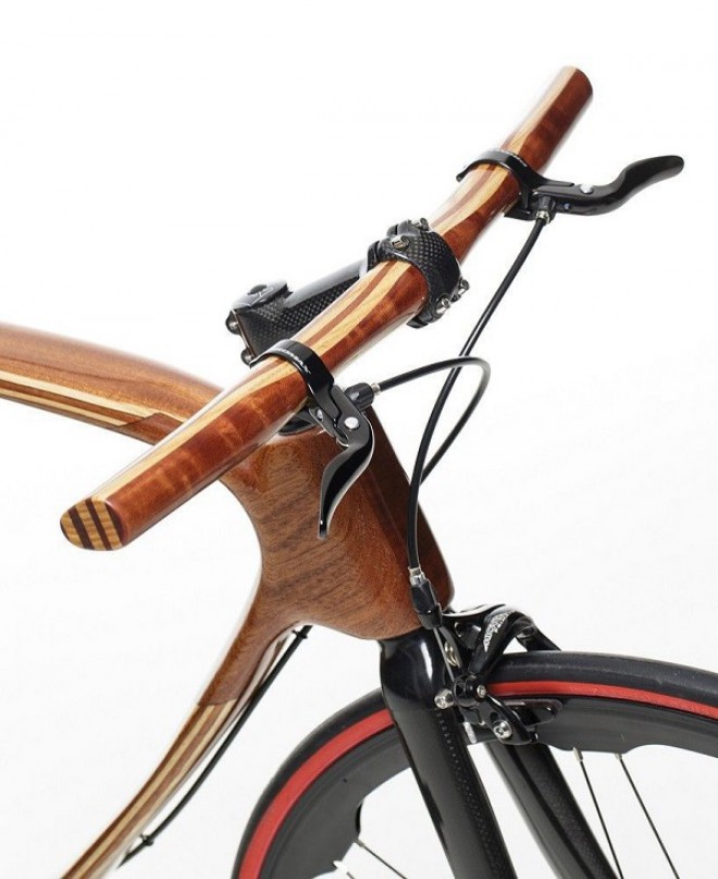Pri kolesih Carbon Wood Bikes je poskrbljeno za vsako malenkost.