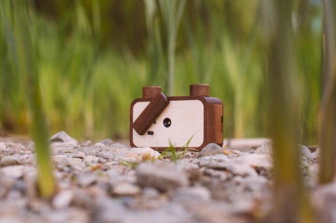 La fotocamera in legno Ondu Pinhole MK II segue le orme del suo predecessore su Kickstarter.