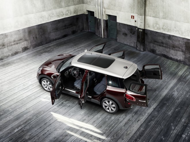 The Mini Clubman is a statement of personal style. And at the same time the most rational & useful Mini. 