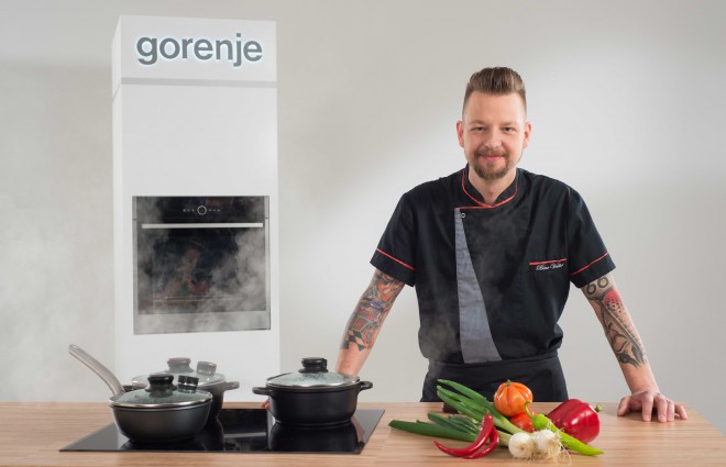 The new generation of Gorenje kitchen appliances is presented by renowned chef Bine Volčič.
