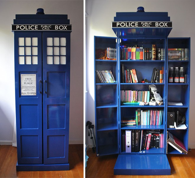 Una libreria ispirata alla serie Doctor Who.