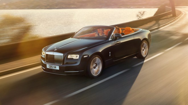 Rolls-Royce Dawn bo na cestah puščal ljudi odprtih ust.
