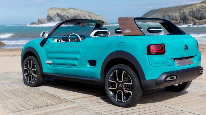 Citroën Cactus M nodigt u uit op het strand.