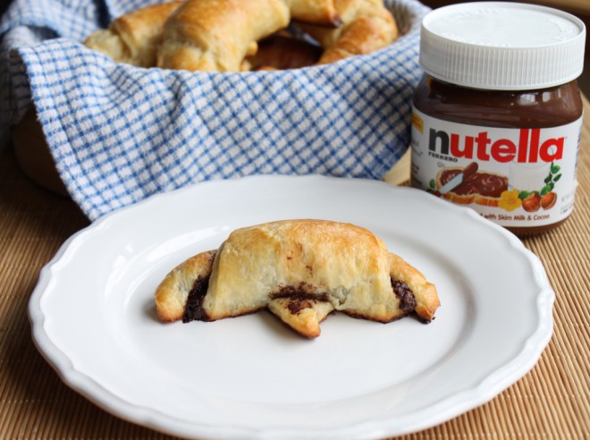 Los croissants de Nutella son completamente fáciles de preparar.