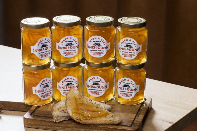 You can also make beer marmalade yourself at home. Proceed with the process as usual, adding beer during boiling.