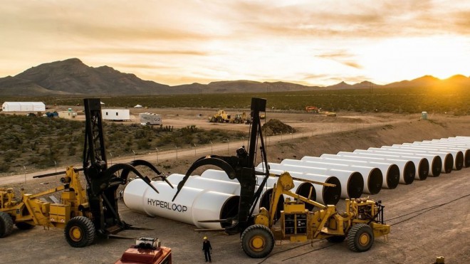 Proga za Hyperloop se v Združenih državah Amerike že pospešeno gradi.