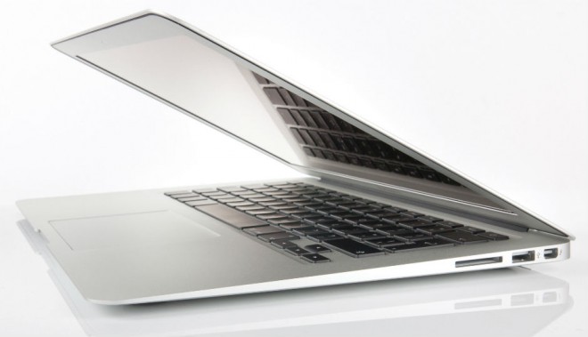 AppleMacBook Air 13