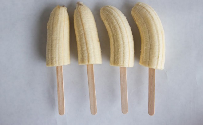 Banánové svetlá sú pripravené 1, 2, 3.