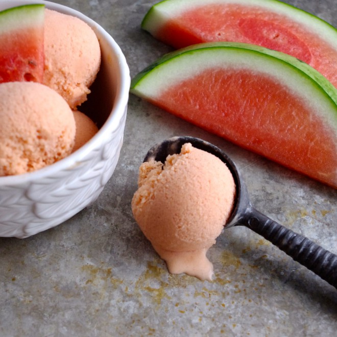 Melounová zmrzlina se rychle stane vaší oblíbenou zmrzlinou.