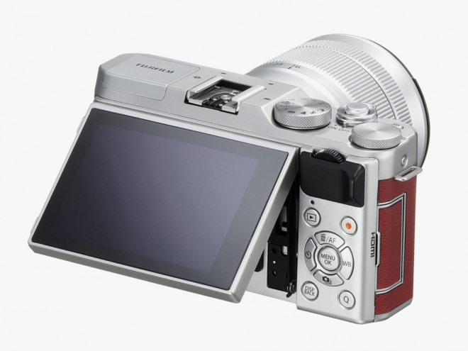 Fujifilm X-A3 je savršen za selfie generaciju.