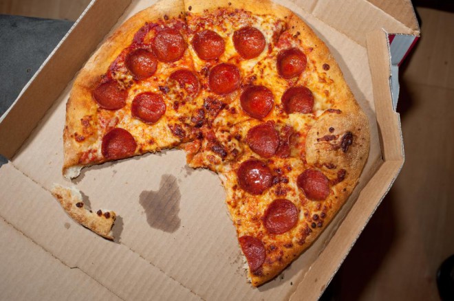 Você não vai querer se livrar dessa caixa de pizza.