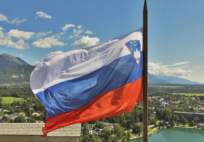 Sloveniens flag er ikke på listen over de smukkeste. Skulle hun være det?
