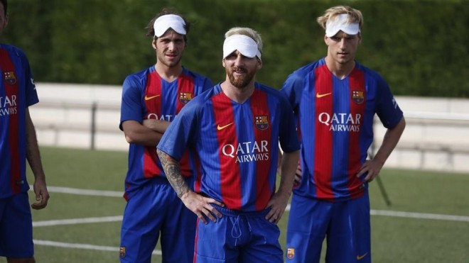 Members of Barcelona tried their hand at blind soccer.