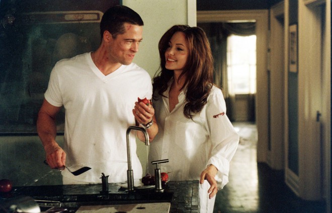 Bilo je nekoč v raju. Zdaj Brad Pitt in Angelina Jolie podoživljata film Gospod in gospa Smith, v katerem sta skupaj zaigrala.