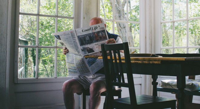 阅读报纸（不幸的是）不算数。要想长寿，就必须读书。