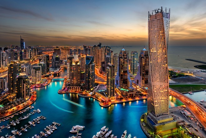 Dubaj - mesto, kjer so doma presežniki.