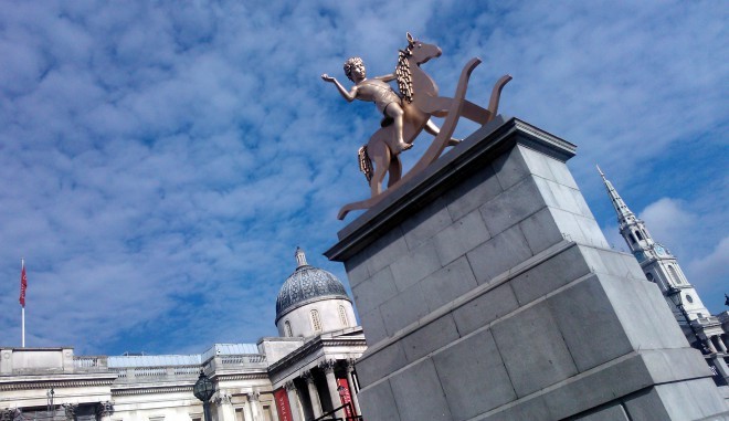 Cuarto pedestal en Trafalgar Square