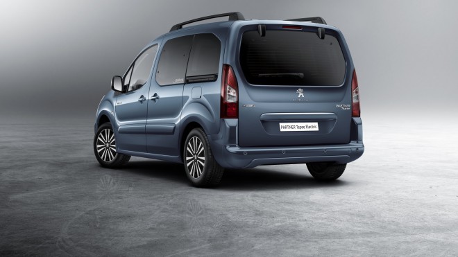 The Peugeot Partner Tepee switches to electricity.