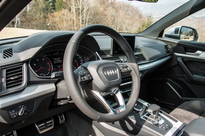 Im Inneren setzt sich die minimalistische Exzellenz fort. l Neuer Audi Q5 - 2017