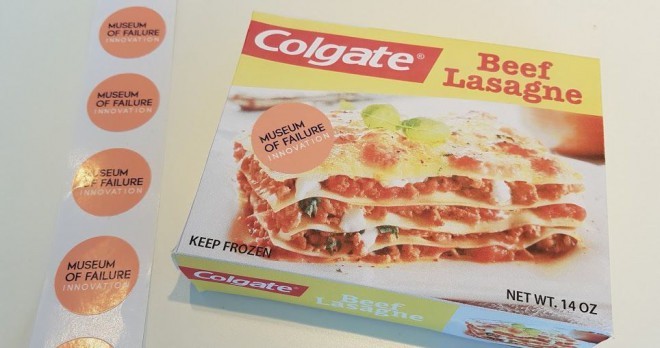 Znamka zobne paste je v osemdesetih skušala kupcem prodati zamrznjeno lasagno (Colgate Beef Lasagna).