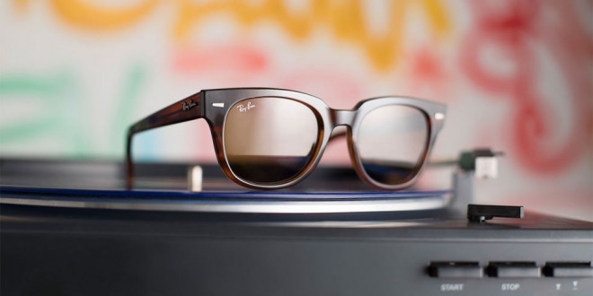 Timeless Ray-Ban Meteor sunglasses.