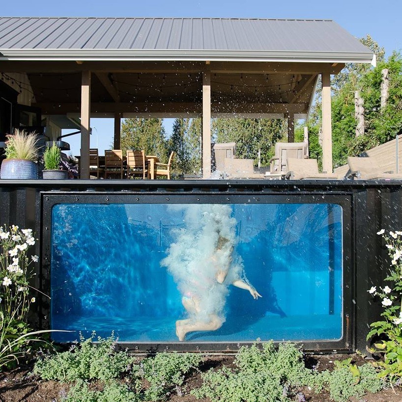 The heater manages to heat the water up to an incredible 30 degrees Celsius, making the pool usable all year round. 