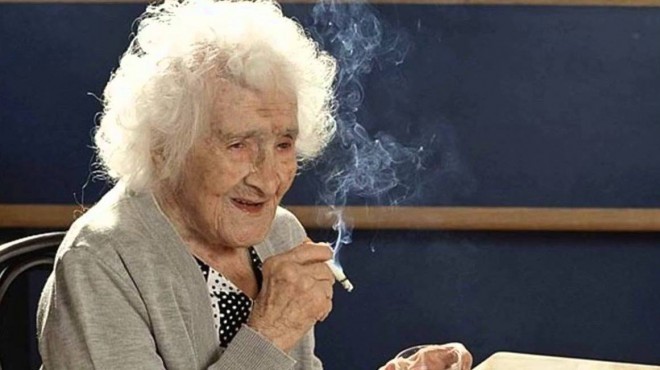 Jeanne Calment는 만성 흡연자였지만 여전히 122세까지 살았습니다. 