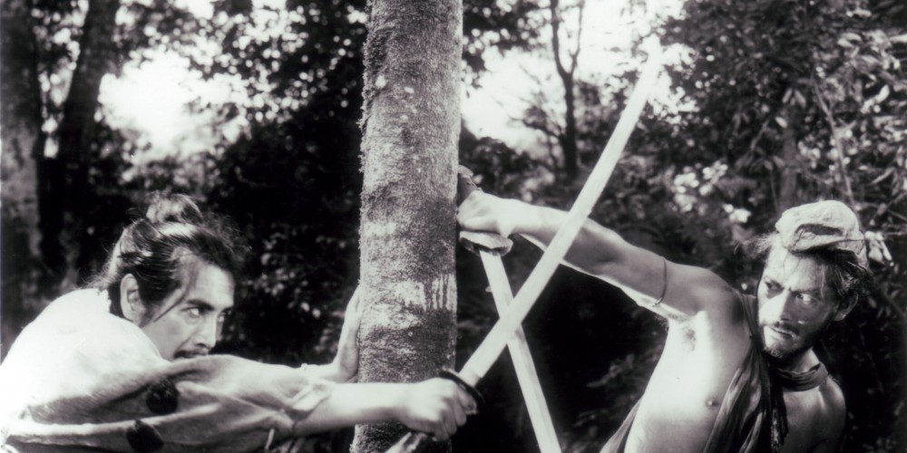 Klasika Rašomon Akire Kurosawe, ki je z inventivno, pionirsko rabo flashbackov temeljito prevetrila filmski jezik.