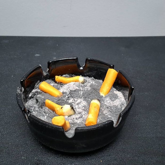 A dessert in the form of an ashtray.