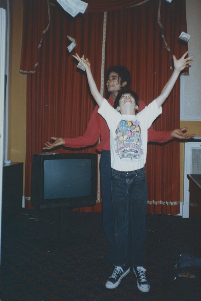 Michael Jackson in  James Jimmy Safechuck