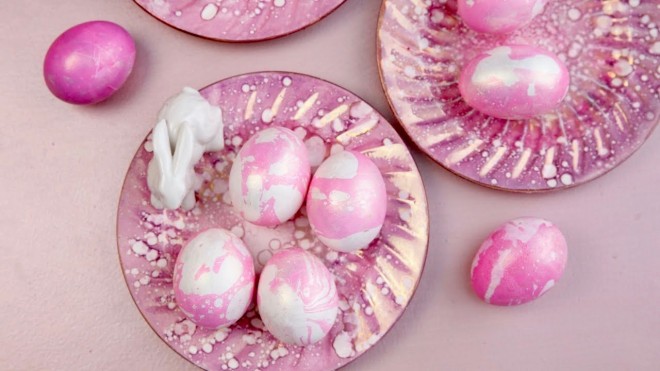Lindos ovos de Páscoa "mármore" com tom metálico