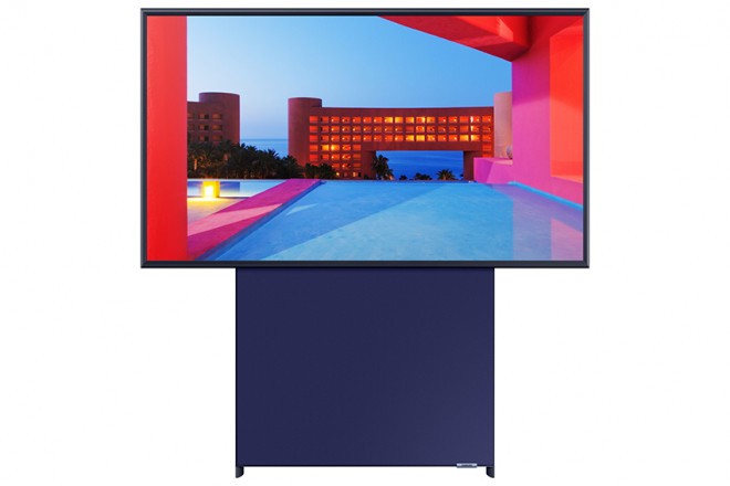 Samsung Sero - vodoravno obrnjen je čisto običajen TV. 