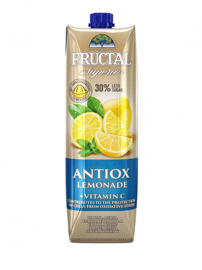 FRUCTAL SUPERIOR ANTIOX: drank met citroensap en citroenmelisse-extract, met toegevoegde vitamine C en 30% minder suiker.