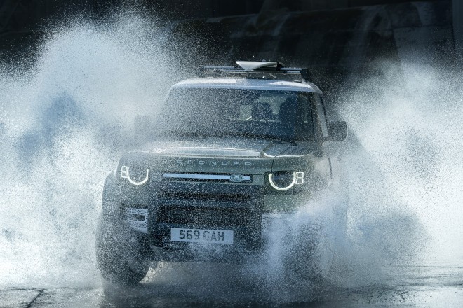 Land Rover Defender 2019