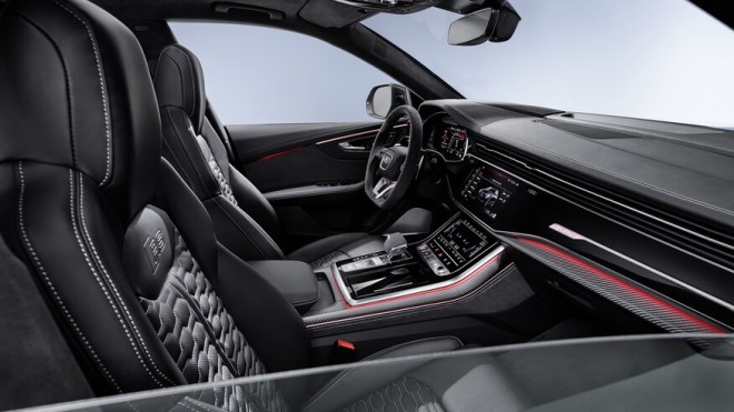 Auch das Interieur ist absolut göttlich! Audi RS Q8