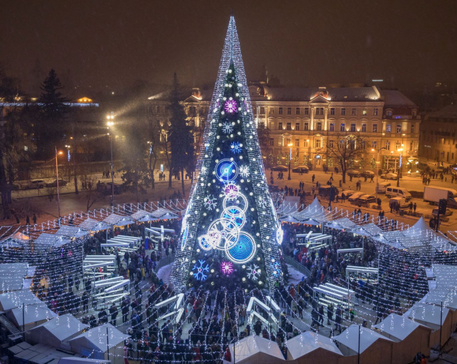 Božično drevo v Vilni (Foto: Saulius Ziura / vilnius-events.lt)