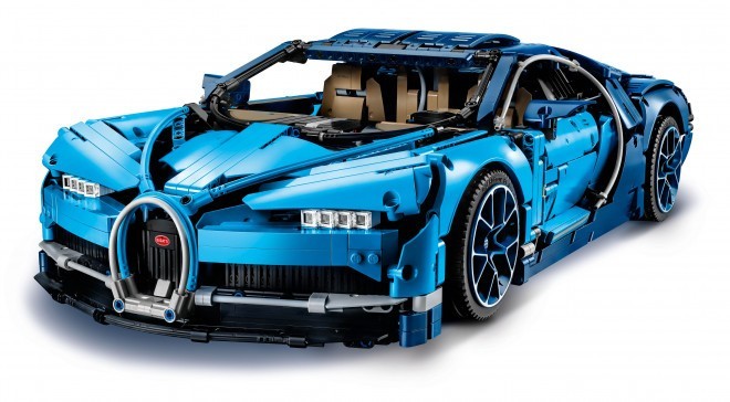 LEGO Technics - automobil Bugatti Chiron