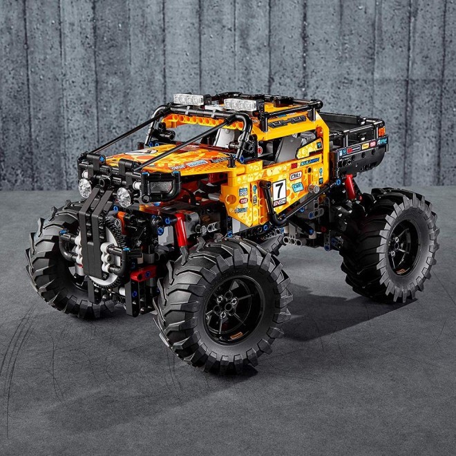 LEGO Technics - Terensko vozilo X-treme Off-Roader