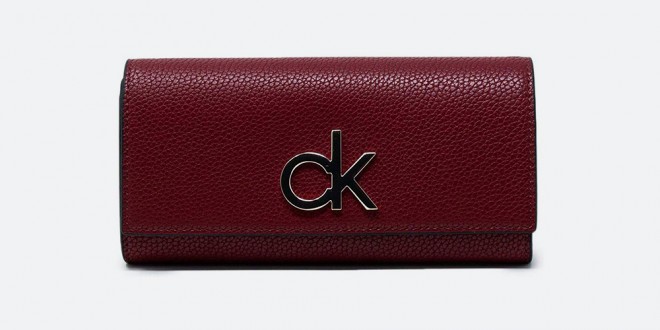 Rote Brieftasche von Calvin Klein